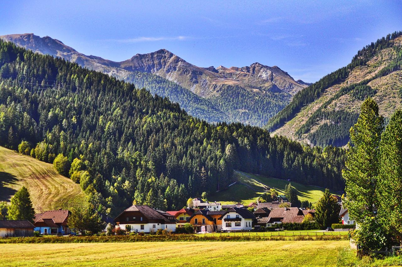 Gasthaus Chalet Mur ザンクト・ミヒャエル・イム・ルンガウ エクステリア 写真